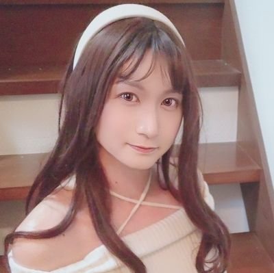 nana_transvesti's profile picture. 趣味で女装したりゲームのこととかつぶやくアカウントです
性的な要求に応じるつもりはありません
クロスドレッサー
インスタグラム↓
https://t.co/rgSYSdcj5U
#女装さんと繋がりたい
#女装　#女装男子