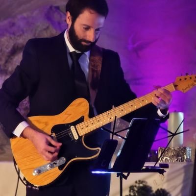 Amirabiabdallah's profile picture. Music; Guitar; Books; Dota2; Archery. #MUFC. 
Journey before destination.
Declared Twitter's typoist by @christinafakhry