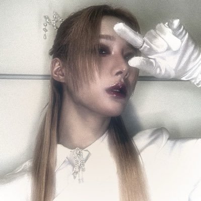 _minajesty's profile picture. 20