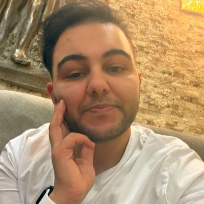 onuryorenc's profile picture. Bir tutam sabırdı vuslatı güzel kılan.