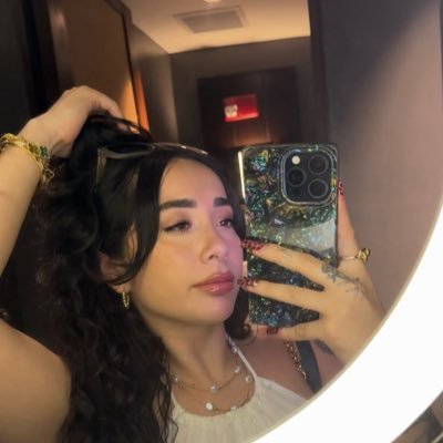 BethyBecca's profile picture. Managing multiple crypto portfolios📊navigating the market sharing insights, strategies and lessons/ focused on growth consistency & services…Join us👇🏼