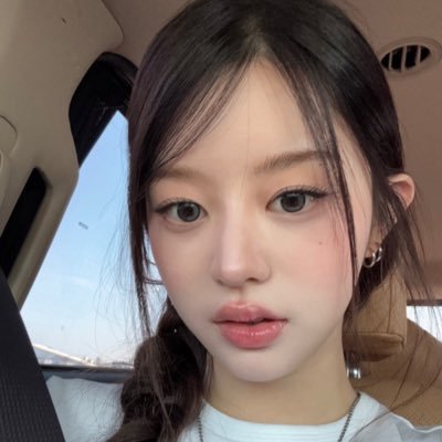 lovjimni's profile picture. 