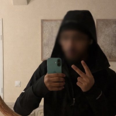 a_fssk's profile picture. 