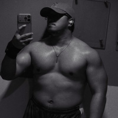 KuyaGaymer's profile picture. He/Him | 27 | 🏳️‍🌈🇵🇭 | Partnered | Quad |🔞| Games and Gym | Not in any dating apps