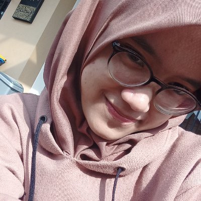 strawb3rryqiss's profile picture. 🍉