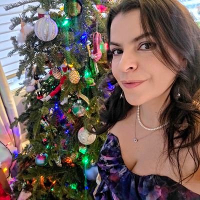 DidiSavchenko's profile picture. Professionnelle en TI et maman de 3 garçons. Extra chill. #TeamPrincesse👸