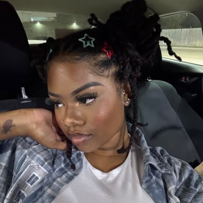 blessinkameil's profile picture. god.