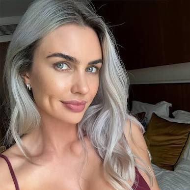 StellaSmit65971's profile picture. 