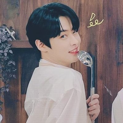 felixdeC4LCinha's profile picture. meu maior sonho eh conhecer a lore de todos os jogos e séries do mundo
straykidsaurus rawr