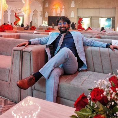 Itswhitewalker's profile picture. 𝐀𝐧 𝐞𝐧𝐠𝐢𝐧𝐞𝐞𝐫 𝐛𝐲 𝐏𝐫𝐨𝐟𝐞𝐬𝐬𝐢𝐨𝐧, 𝐏𝐞𝐭 𝐥𝐨𝐯𝐞𝐫 𝐛𝐲 𝐁𝐢𝐫𝐭𝐡, 𝐒𝐚𝐫𝐜𝐚𝐬𝐭𝐢𝐜 𝐛𝐲 𝐁𝐞𝐡𝐚𝐯𝐢𝐨𝐮𝐫.