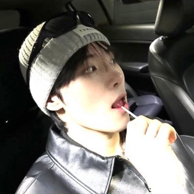 _treat_U_better's profile picture. 안녕하세요 베러입니다 제로투인피니트 좋아합니다