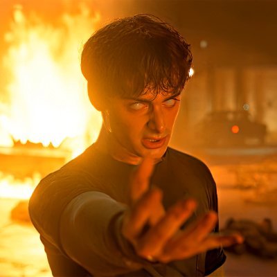 AleynaColbey's profile picture. 🔖The distinction between past,present  and future is only a stubbornly persistent illusion....

#darknetflix
@Iisavicari💙😘(@Martha_Nielsen_)
#save1899❤️