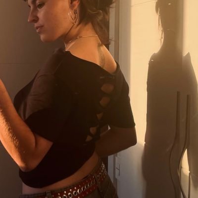 les2ane's profile picture. 