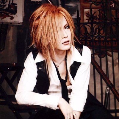 Bara_Sama's profile picture. #YunJae believer❤️ | Jrock & Kpop since 2006 | Still screaming for #theGazettE 🖤#ReitUha OTP for life❤️‍🔥 #XLOV❤️‍🔥 On Twitter since y'all were still liquid