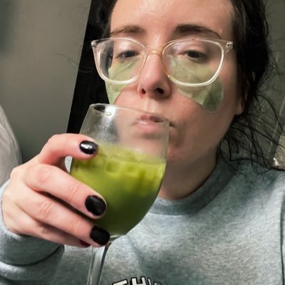 jackiegeeze's profile picture. 