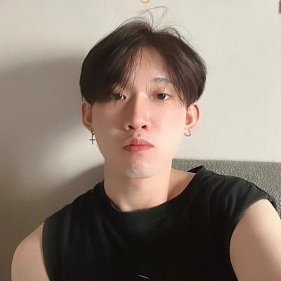 nwwrapat's profile picture. but daddy i love him. 🎄🎅🏻 ไม่ตอบDM