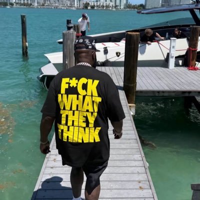 _280223's profile picture. T’as un jean amiri j’ai un djin amoureux