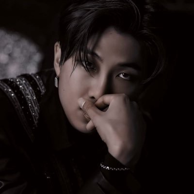 TheBtsLeaderRM's profile picture. ʟɪꜰᴇ ɪꜱ ᴀ ꜱᴄᴜʟᴘᴛᴜʀᴇ ᴛʜᴀᴛ ʏᴏᴜ ᴄᴀꜱᴛ ᴀꜱ ʏᴏᴜ ᴍᴀᴋᴇ ᴍɪꜱᴛᴀᴋᴇꜱ ᴀɴᴅ ʟᴇᴀʀɴ ꜰʀᴏᴍ ᴛʜᴇᴍ. #MDNI #Parody #BTS #Singer #Dancer #KPop #Bi #Idol. V🐯, Y😺, J🩵, C🐥, J🐇, H 🐿️