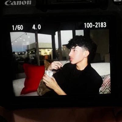 mateo1k_'s profile picture. 19. straight