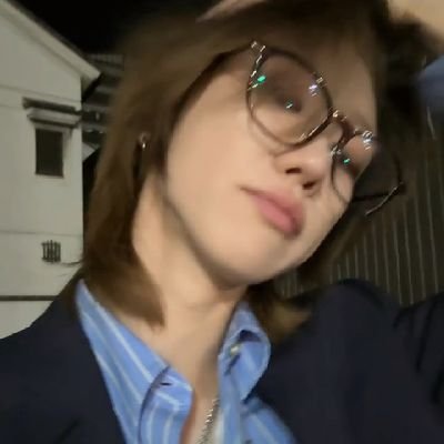 chieloves8's profile picture. 