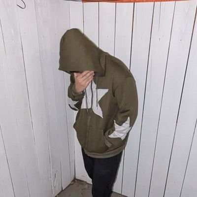 slowpalace's profile picture. sfv 818