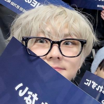 wonieadorable's profile picture. 🚪#enhypen; best part. forever in love with jungwon. 🤍                            𝓕 ell in love with th𝐞s𝐞 7 talented 𝓟 rince ⭐. ☎️ ⌗ 29, I Love You ‹𝟹