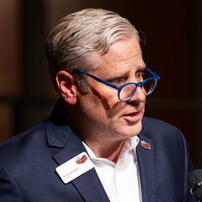 bcoker's profile picture. 12th President of @MaryvilleC, in the Great Smoky Mountains. Husband. Dad x 4. Surrounded by redheads & Dolly the Basset Hound. #GoScots