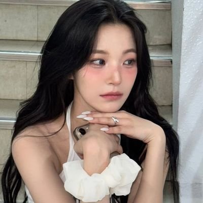 v4mplies_'s profile picture. 