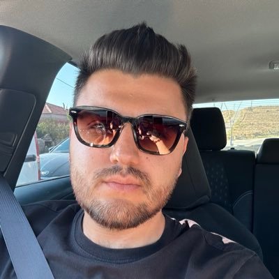 sellimkoc's profile picture. 
