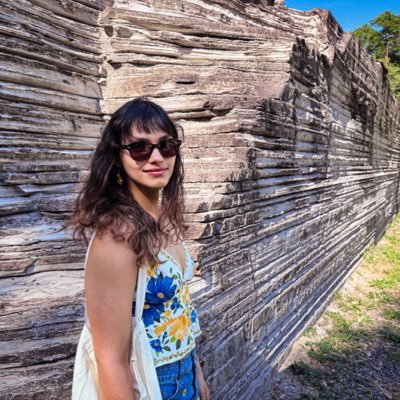 danipishinin's profile picture. 🎒 Dev Indie 🌱 Um pedacinho de mim para pessoas (não algoritmos)