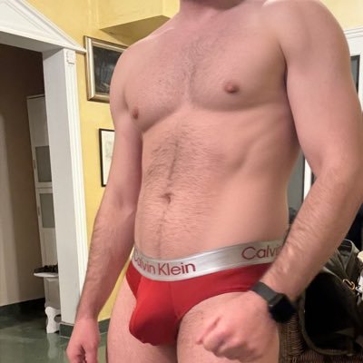 hairyhetero's profile picture. Hetero guy, from Belgrade in the mood for some kinky games with hetero men. As well, into wife sharing and GB. Lets have fun.