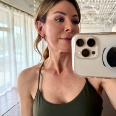 BrendaBra3ue's profile picture. single mom /entrepreneur