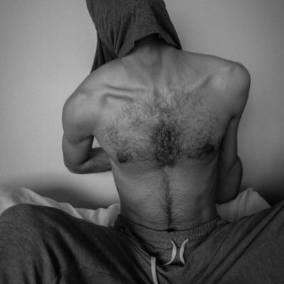 d7_4a's profile picture. معلومات تهمك الفيس يهمني اكثر من جسمك (80) 168 27 ابيض وسيم مشعر خفيف 'الموجب لا يوطوط عندي'(سناب خاص)'.. ( الرياض )