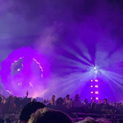 ncumiiiiisaaaaa's profile picture. she/her