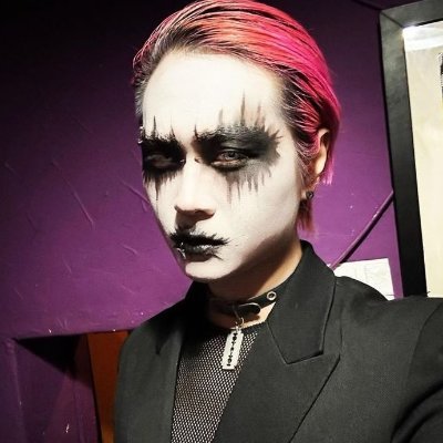 ezustcica's profile picture. the inhumanity of being human