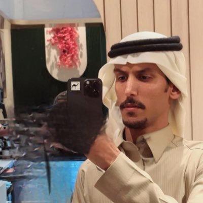 9_see0's profile picture. شاعر و متذوق ، اطرب لـ الغزل و الهجاء .