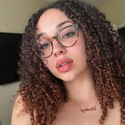 smith_jasmine15's profile picture. Kind soul, gentle heart, and a mind full of dreams. Just trying to spread light in a sometimes dark world