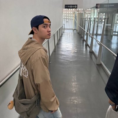 ffpenting's profile picture. dksing