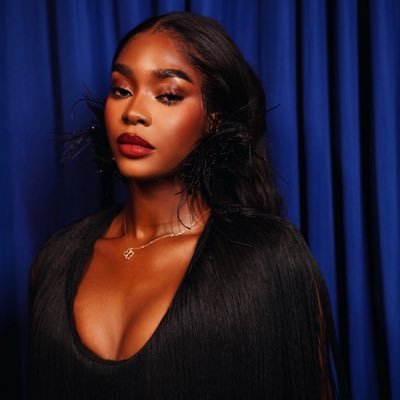 mirakulous19's profile picture. gorgeous girl