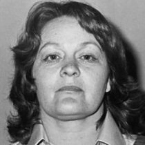 grow_a_cervix's profile picture. Pronouns = rohypnol  #IStandWithJKR Radicalised by Magdalen. Transphobe, hateful, bigot etc, TERFin out since 2016. Always ULTRA, now with wings. #RIPCK