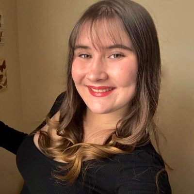 LozierKyra's profile picture. @cakeofgoodthing ❤️