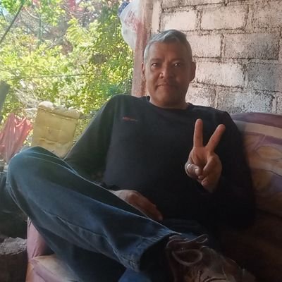 estebanbarron62's profile picture. 