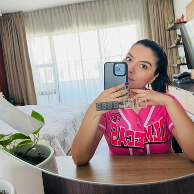 cherrybomb2410's profile picture. 