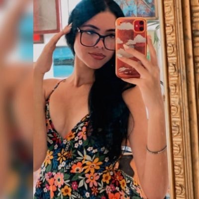 rachel_casx's profile picture. i don't chase, i attract …🧚🏻‍♀️🩺🪷🫧