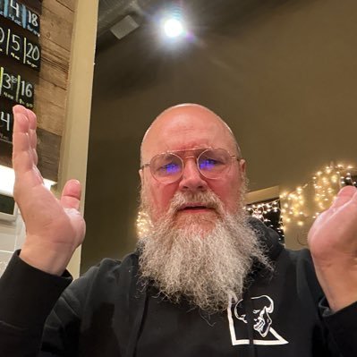 TimDonahueZ's profile picture. Quite simply, the worst person you’ve ever met.