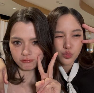 Pathy_Barros05's profile picture. 𝐺𝑒𝑚𝑖𝑛𝑖𝑎𝑛𝑎 ♊ 𝔻𝕠 𝕍𝕒𝕝𝕖 🏳️‍🌈
 “Apenas seja você mesmo, não há ninguém melhor.”
      #FreenBecky