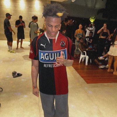 RN__1924's profile picture. Aquí odiamos dos cosas, al hijo de puta de Cadena y al Bucaramanga