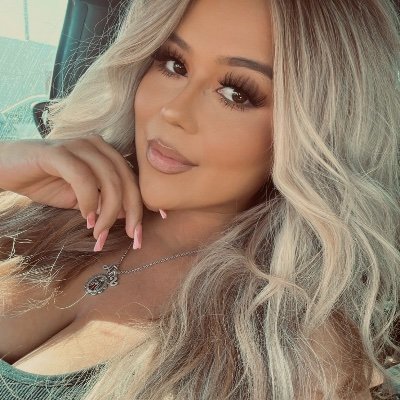 momma_lujan's profile picture. I can do all things through christ who strengthens me ♥️. | mommy of 2 beautiful girls 👩‍👧‍👧