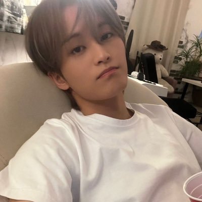 mioseluki's profile picture. (+82) 🩻 You make my whole heart 💬⠀⠀⠀⠀⠀⠀⠀⠀⠀# ♡ ♥︎ ♥︎, ౨ৎ fan account 𐔌♫ྀི𓈒