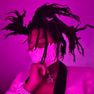 DerriusXO's profile picture. me.